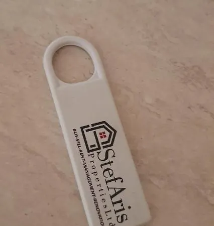 Stefaris 'sioukris Court' Lejlighed *