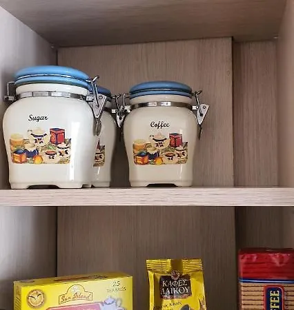 Stefaris 'sioukris Court'