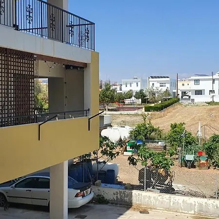 Διαμέρισμα Stefaris 'sioukris Court' *