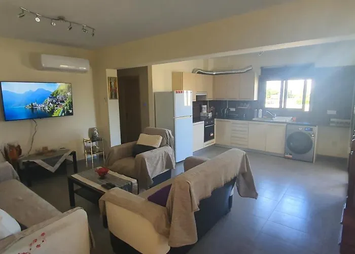 דירה Stefaris 'sioukris Court' *