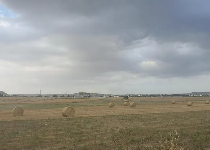 Stefaris 'sioukris Court' דירה לרנקה